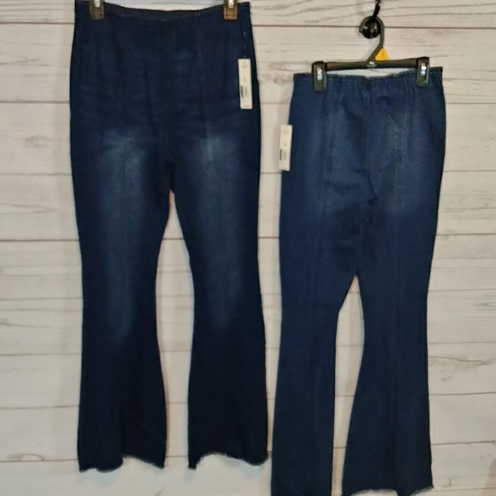 NWT: No Boundaries woman's stretch jeans